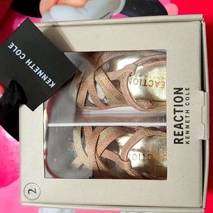Kenneth Cole Reaction baby sandals size 2